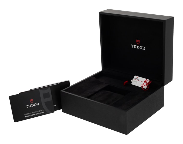 Tudor Black Bay M79230B-0008